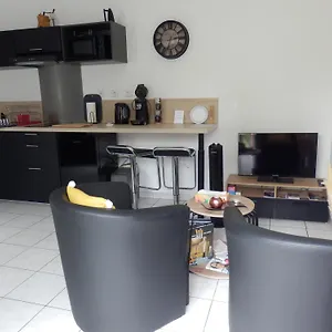  Appartement T2 Avec Piscine